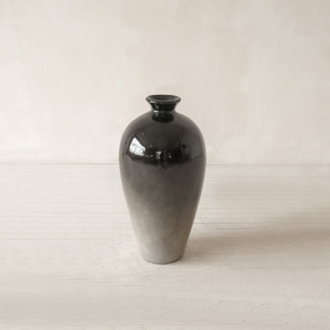 Myst Neck Vase